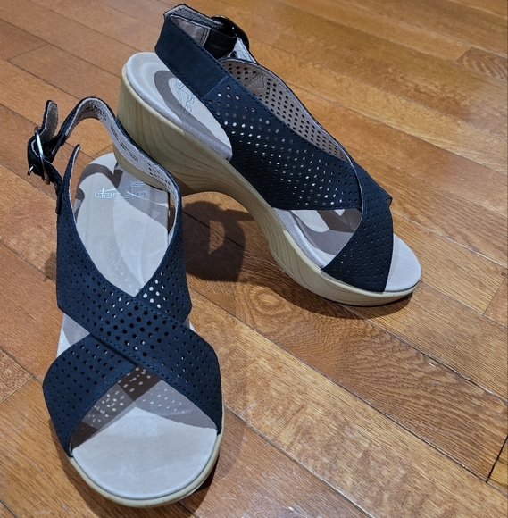 Dansko black leather wedge slingback sandals size  37  7 - Picture 8 of 8